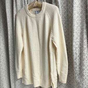 Old Navy Cream Women's Crew Neck Sweater